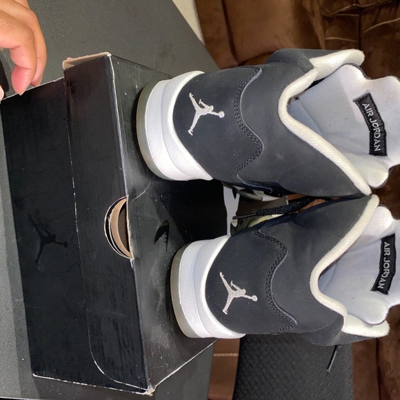 Size 7 Air Jordan 5 "Oreos" - Picture 6 of 8